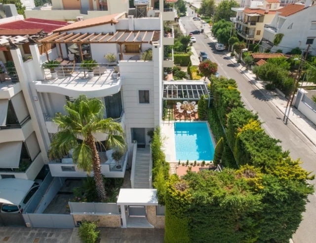 (Προς Πώληση) Κατοικία Μονοκατοικία || Αθήνα Νότια/Γλυφάδα - 300 τ.μ, 4 Υ/Δ, 2.000.000€ 