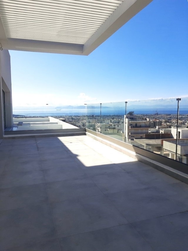 (Προς Πώληση) Κατοικία Μεζονέτα || Αθήνα Νότια/Γλυφάδα - 165 τ.μ, 4 Υ/Δ, 1.100.000€ 