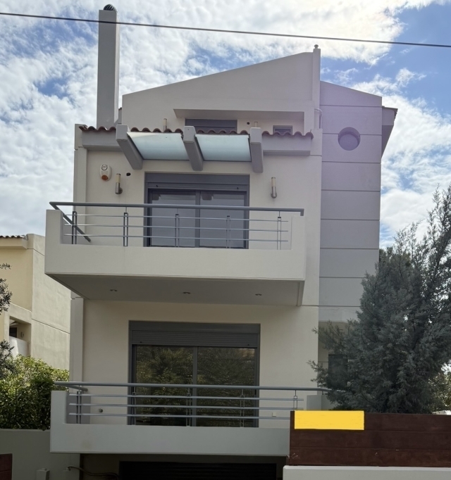 (Προς Πώληση) Κατοικία Μεζονέτα || Ανατολική Αττική/Βάρη-Βάρκιζα - 228 τ.μ, 3 Υ/Δ, 1.100.000€ 