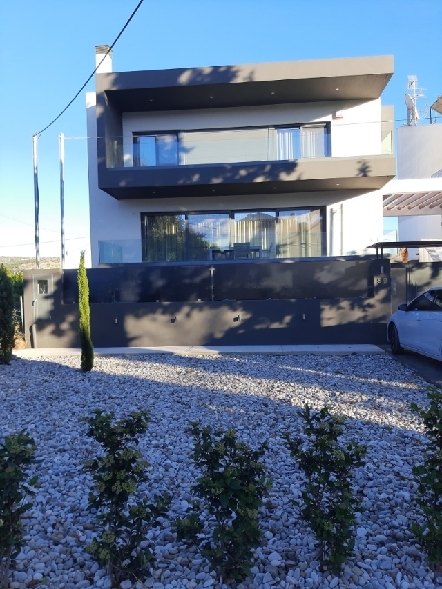 (For Sale) Residential Detached house || East Attica/Vari-Varkiza - 270 Sq.m, 4 Bedrooms, 1.000.000€ 